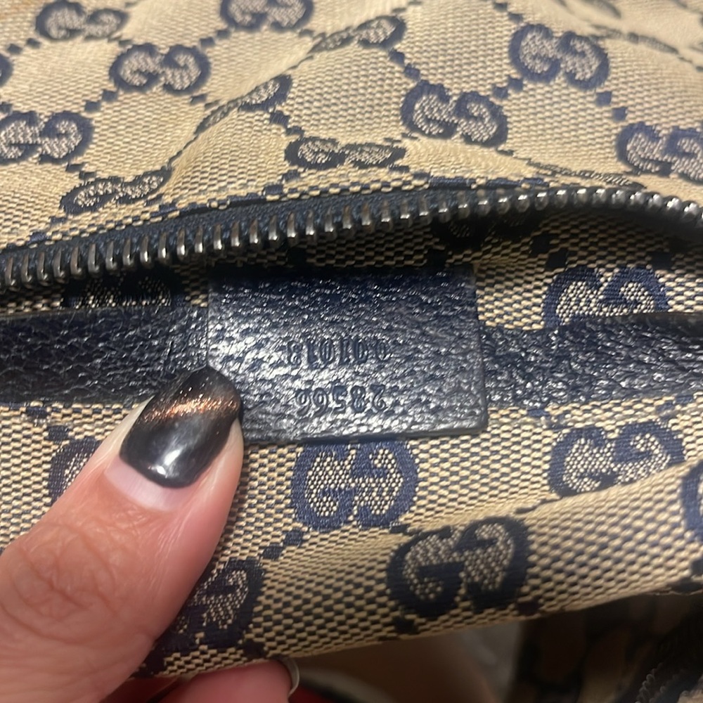 (pending possible sale) Gucci belt bag - Picture 10 of 11